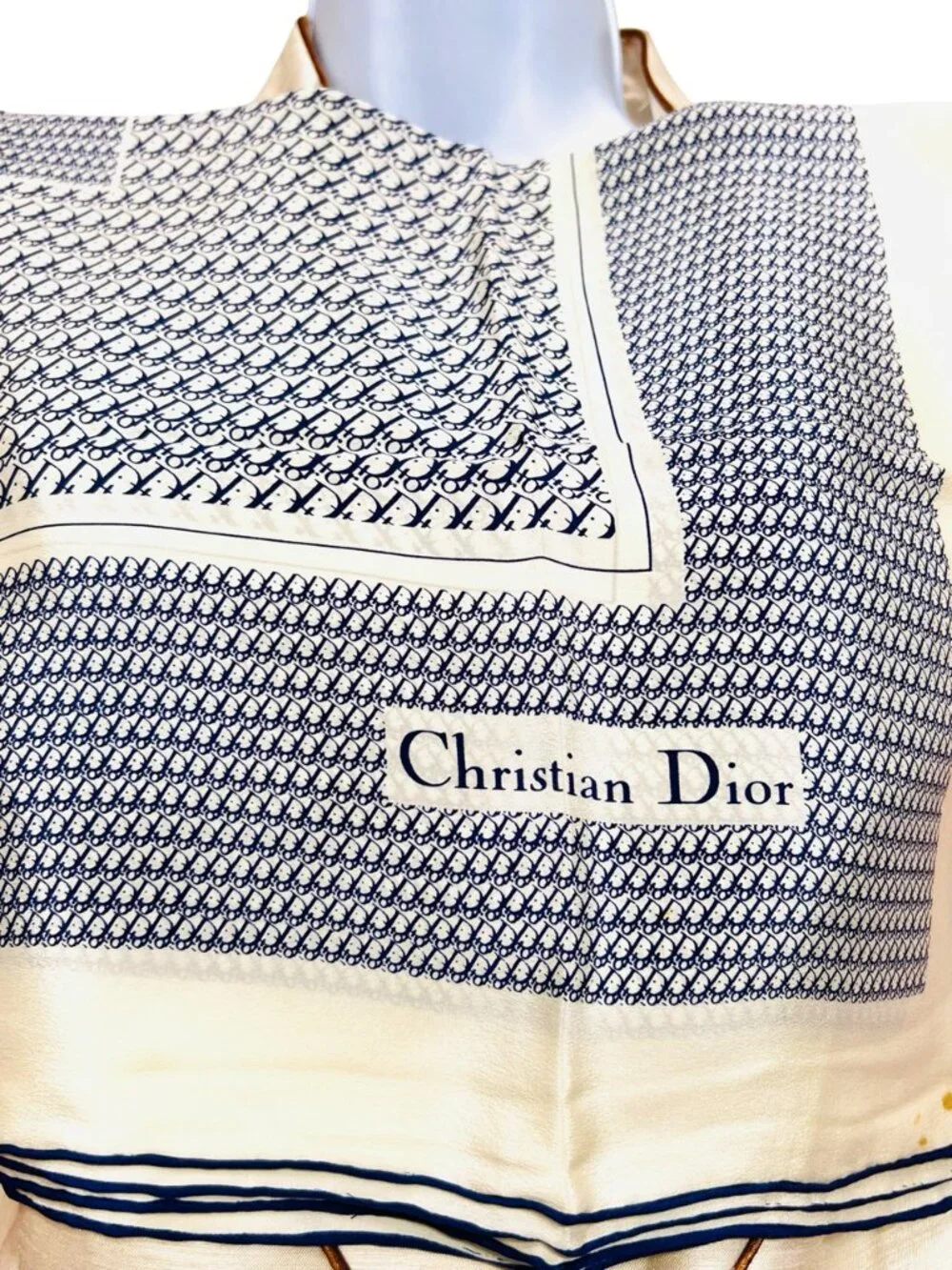 Christian Dior 100% Sil kSatin  Scarf 26" Ivery Blue Logo Printed All Over (14 - Picture 5 of 15
